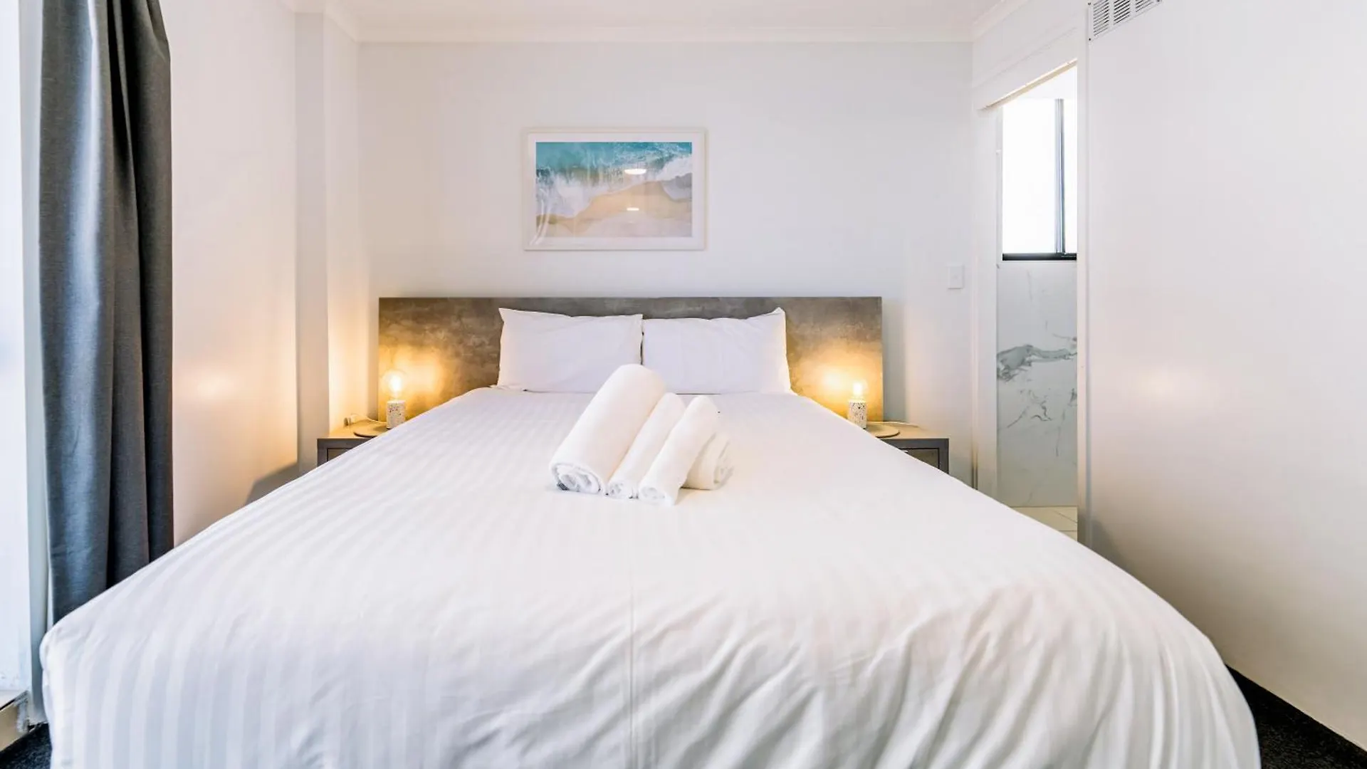 Olympus Beachfront Apartments Gold Coast